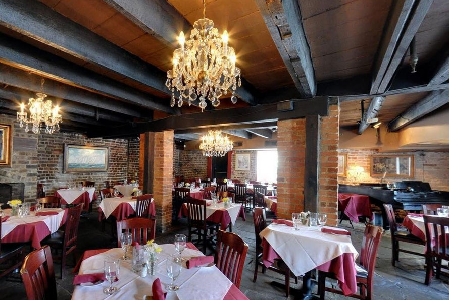 17Hundred90 Inn and Restaurant