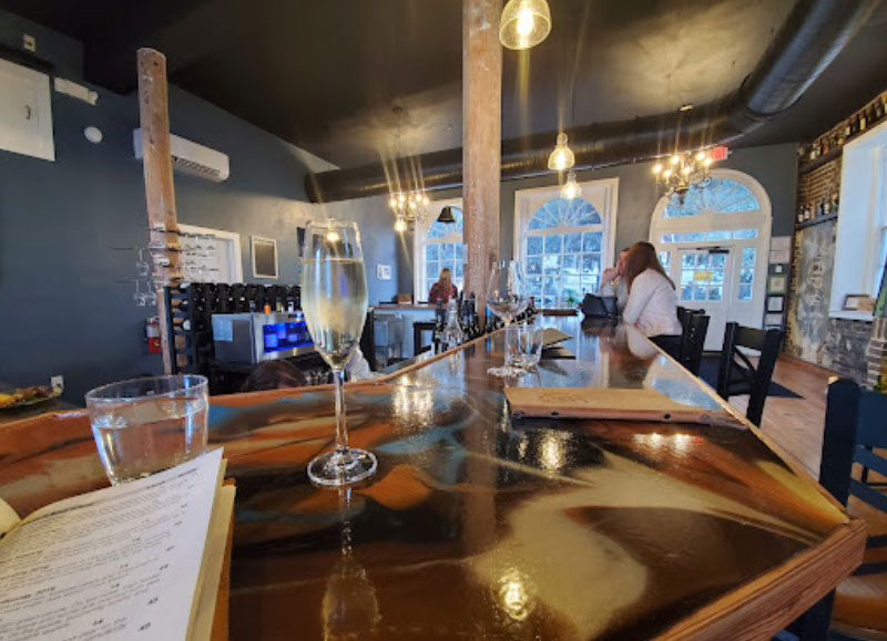 208 Wine Bar