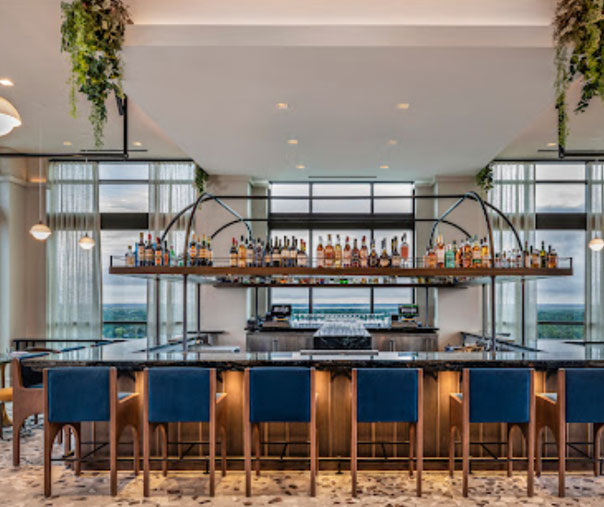 Bar Julian