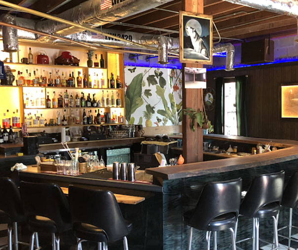 Lone Wolf Lounge