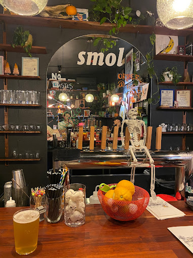 Smol Bar